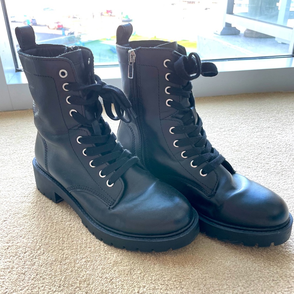 Steve Madden Size 7 Combat Boots